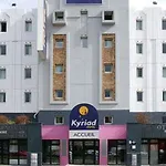 Kyriad Centre- Parc Des Expositions Hotel Le Bourget