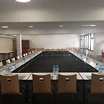 Kyriad Centre- Parc Des Expositions Hotel