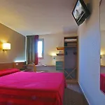 Kyriad Centre- Parc Des Expositions Hotel Le Bourget