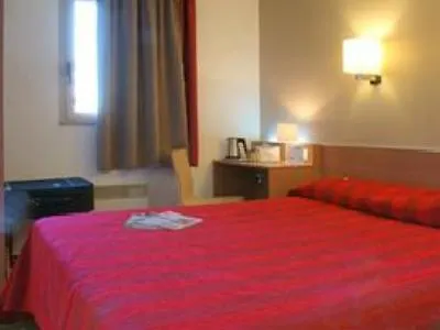 Hotel Kyriad Centre- Parc Des Expositions