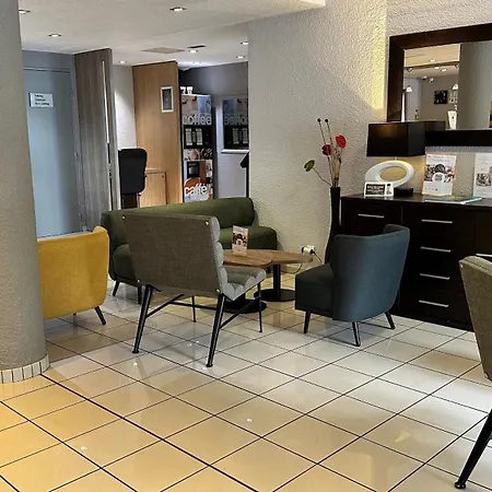 Kyriad Centre- Parc Des Expositions Hotel Le Bourget