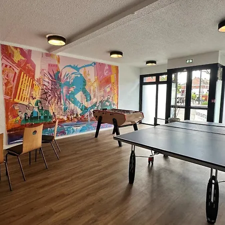 Hotel Kyriad Centre- Parc Des Expositions 3*