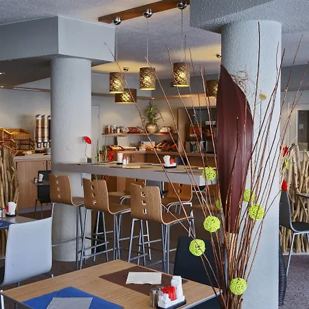 Kyriad Centre- Parc Des Expositions