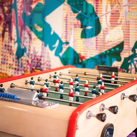 מלון Kyriad Centre- Parc Des Expositions