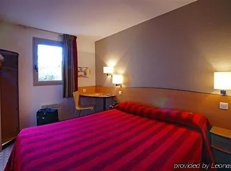 Kyriad Centre- Parc Des Expositions