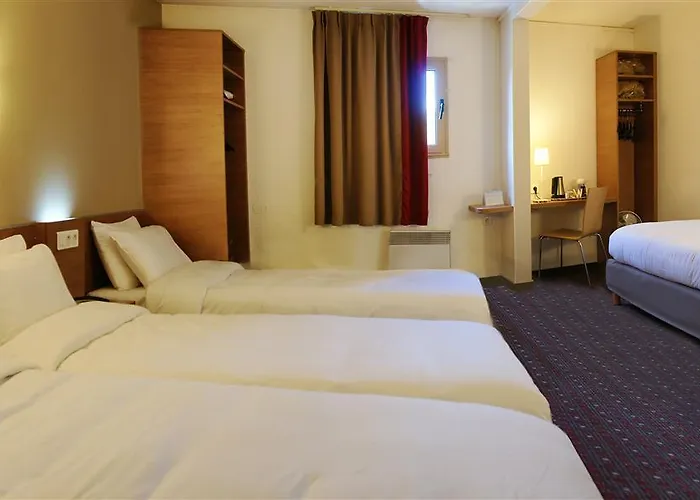 Kyriad Centre- Parc Des Expositions 3* Le Bourget