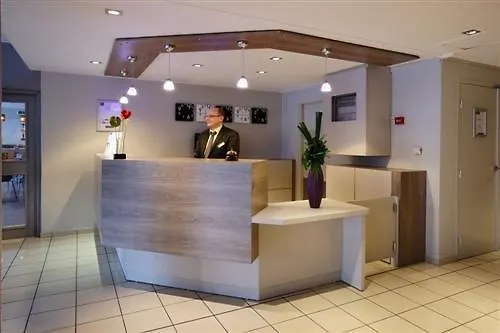 Kyriad Centre- Parc Des Expositions 3* Le Bourget