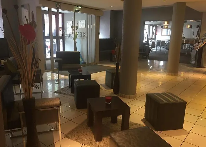 基里亚德布杰中央世博园酒店 勒布尔热